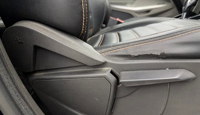 2017 Ford Ecosport TITANIUM 1.5L PETROL AT, Petrol, Automatic, 54,261 km, Driver Side Adjustment Panel