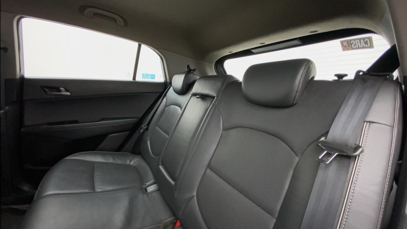 2017 Hyundai Creta SX (O) 1.6 DIESEL, Diesel, Manual, 97,161 km, Right Side Rear Door Cabin