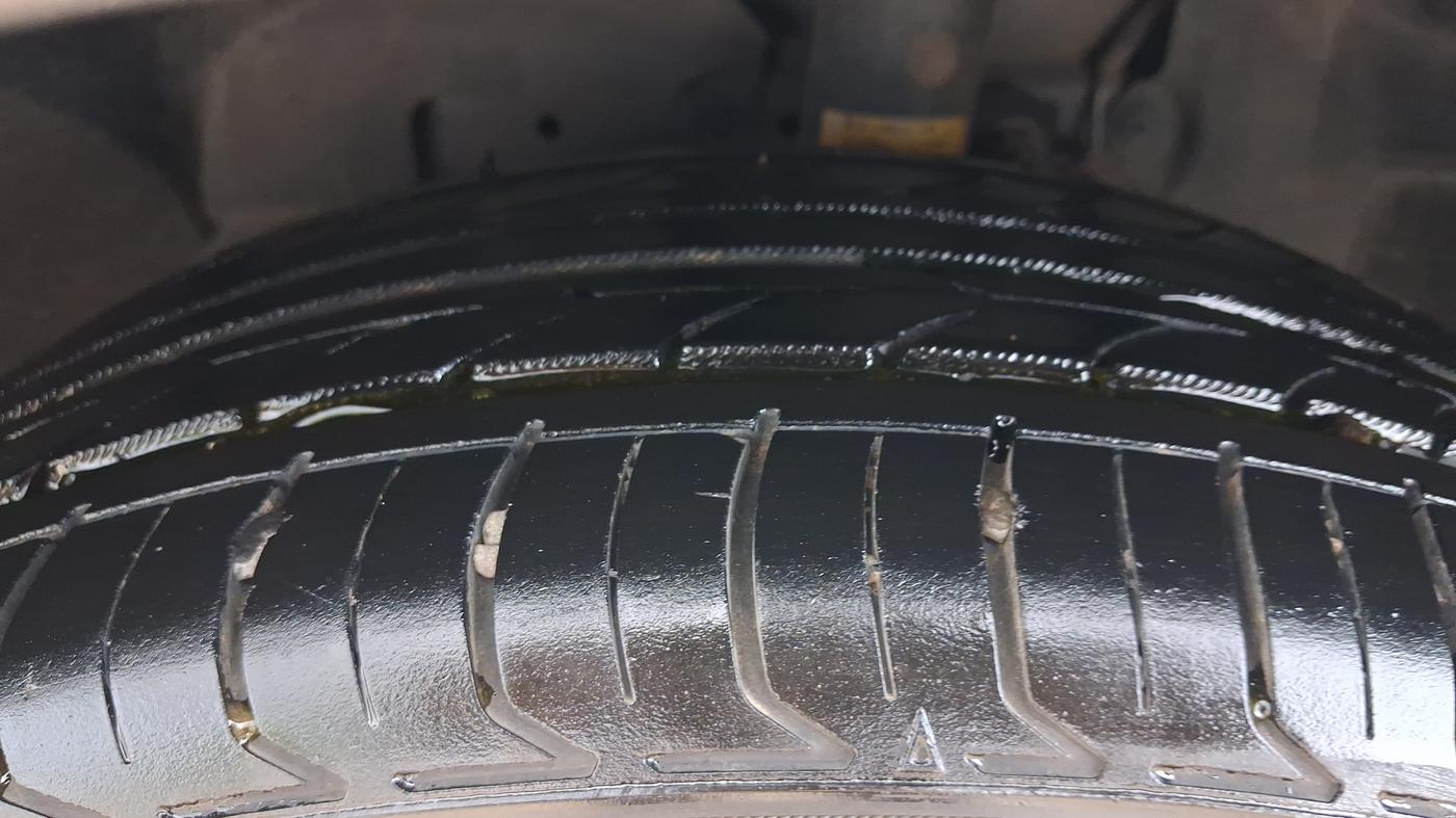 2020 Ford Ecosport TITANIUM + 1.5L PETROL AT, Petrol, Automatic, 46,934 km, Left Front Tyre Tread