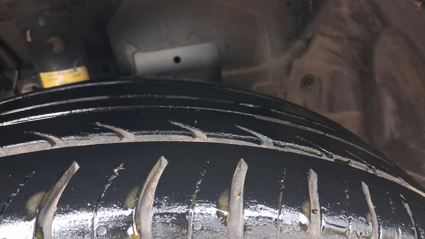 2020 Ford Ecosport TITANIUM + 1.5L PETROL AT, Petrol, Automatic, 46,934 km, Right Front Tyre Tread