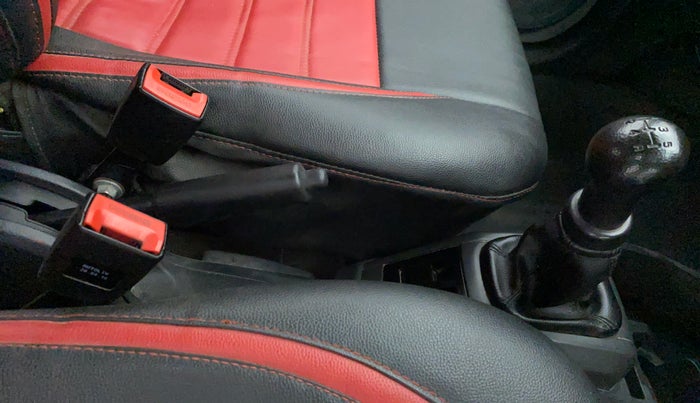 2016 Maruti Alto 800 LXI, Petrol, Manual, 58,943 km, Gear Lever