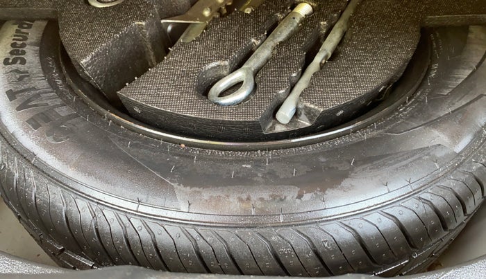 2017 Honda WR-V 1.2L I-VTEC VX MT, CNG, Manual, 1,41,352 km, Spare Tyre