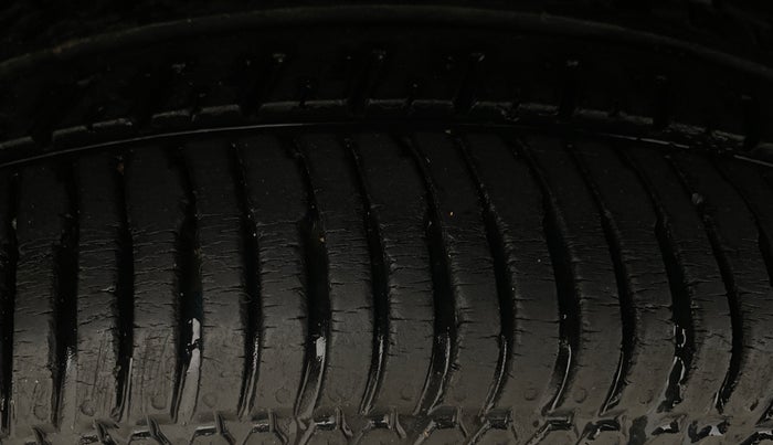 2016 Ford Ecosport TITANIUM 1.5L PETROL AT, Petrol, Automatic, 41,412 km, Right Rear Tyre Tread