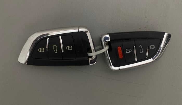 2016 Ford Ecosport TITANIUM 1.5L PETROL AT, Petrol, Automatic, 41,412 km, Key Close Up