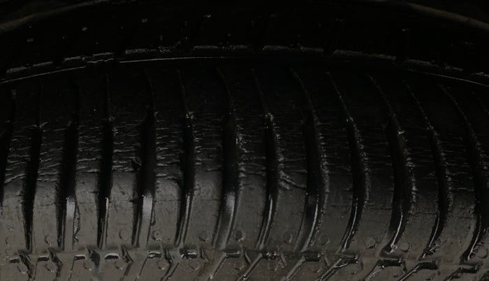 2016 Ford Ecosport TITANIUM 1.5L PETROL AT, Petrol, Automatic, 41,412 km, Left Rear Tyre Tread
