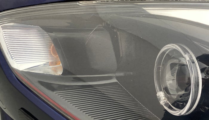 2019 Maruti Swift VXI AMT, Petrol, Automatic, 54,842 km, Left headlight - Minor scratches