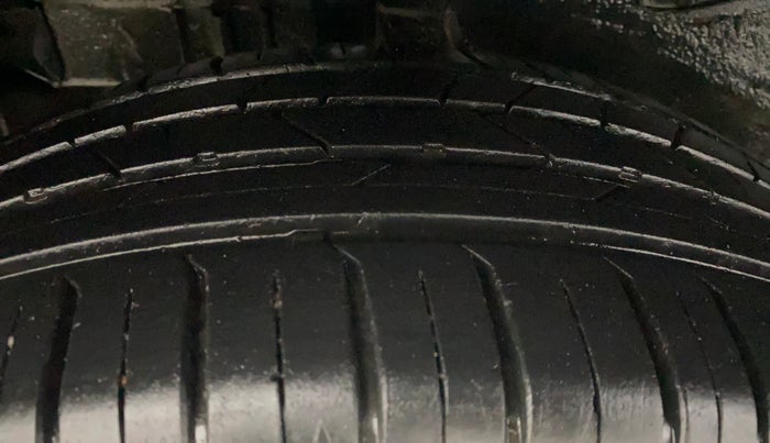2019 Tata NEXON XMA PETROL, Petrol, Automatic, 73,330 km, Right Rear Tyre Tread