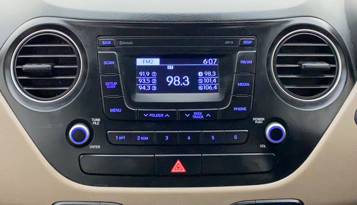 2016 Hyundai Grand i10 ASTA (O) 1.2 KAPPA VTVT, Petrol, Manual, 42,753 km, Infotainment System