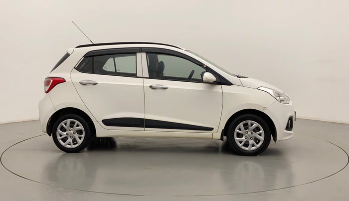 2016 Hyundai Grand i10 SPORTZ 1.1 CRDI, Diesel, Manual, 79,608 km, Right Side View