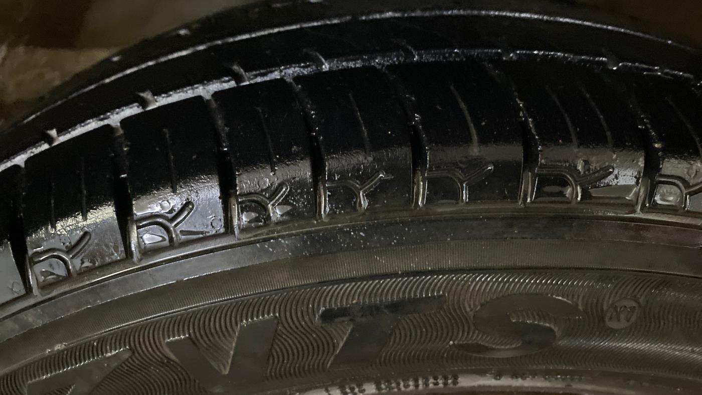 2018 Maruti Wagon R 1.0 LXI, Petrol, Manual, 58,764 km, Right Front Tyre Tread