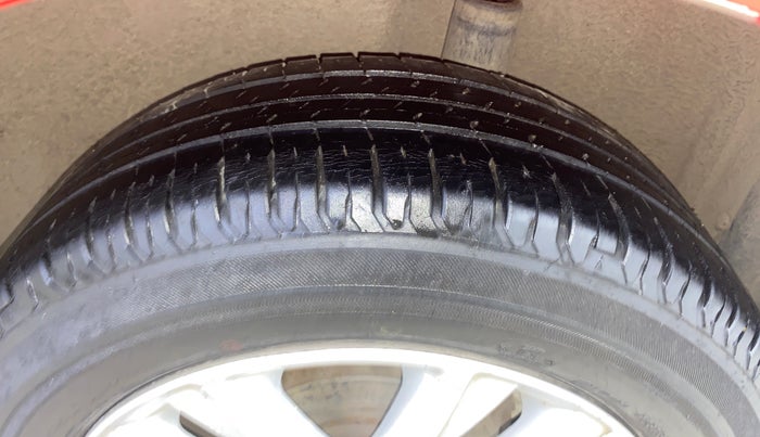 2015 Volkswagen Polo GT TSI AT, Petrol, Automatic, 1,08,230 km, Left Rear Tyre Tread