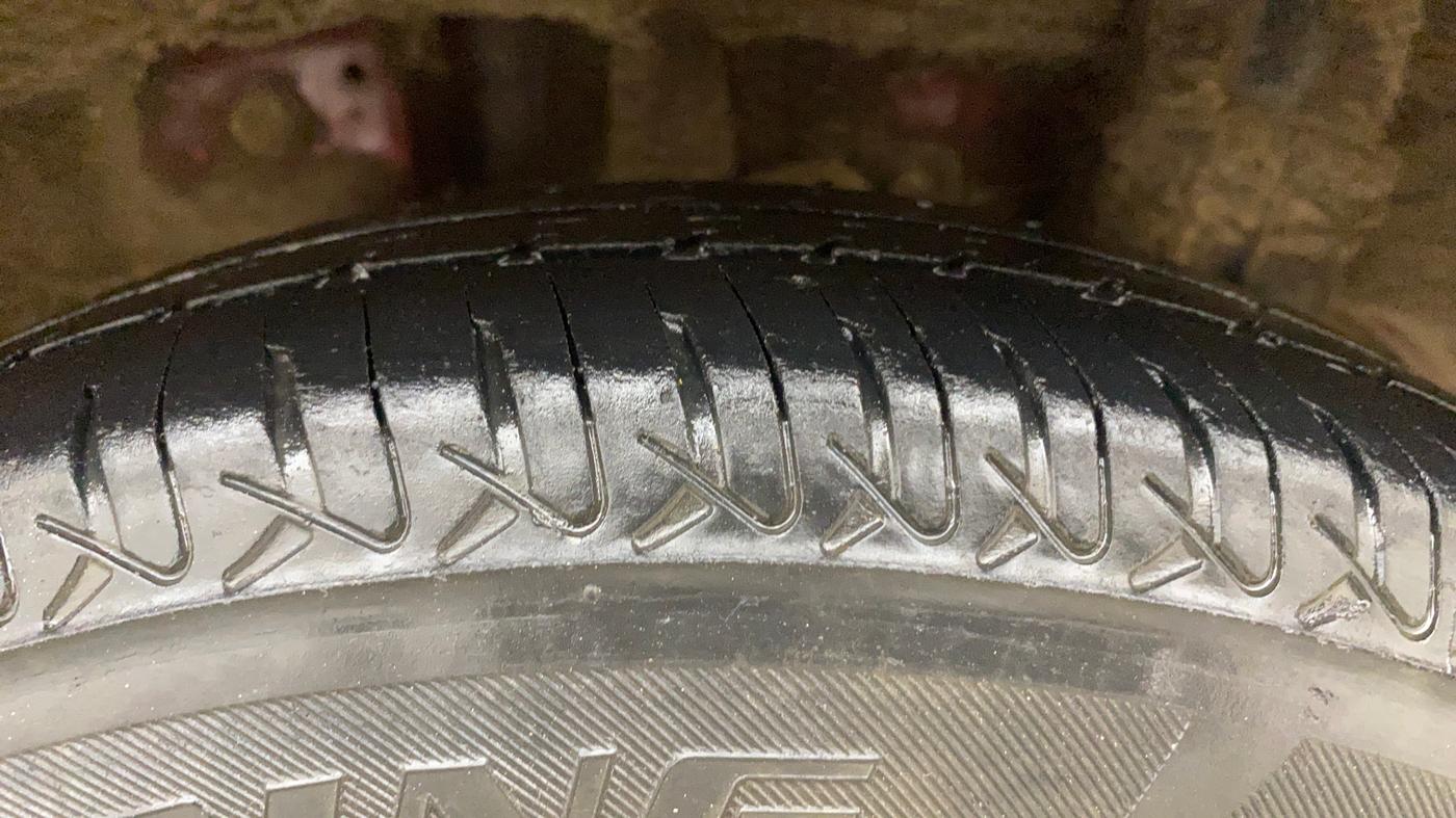 2014 Hyundai Eon ERA +, Petrol, Manual, 84,597 km, Left Rear Tyre Tread