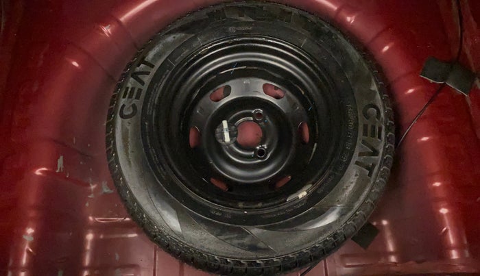 2016 Renault Kwid RXT 1.0, Petrol, Manual, 35,296 km, Spare Tyre