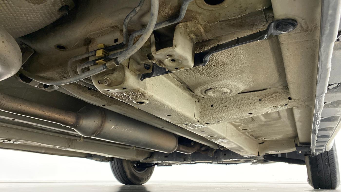 2013 Maruti Swift VXI D, Petrol, Manual, 76,272 km, Right Side Underbody