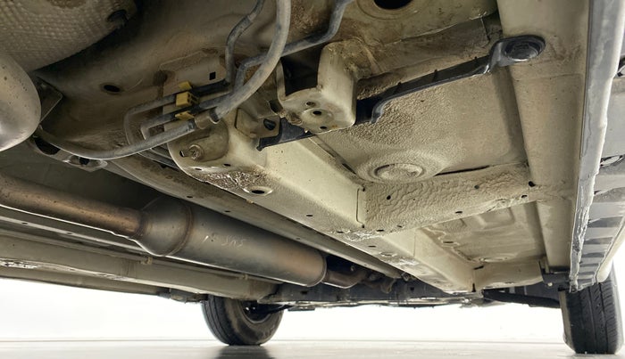 2013 Maruti Swift VXI D, Petrol, Manual, 76,272 km, Right Side Underbody