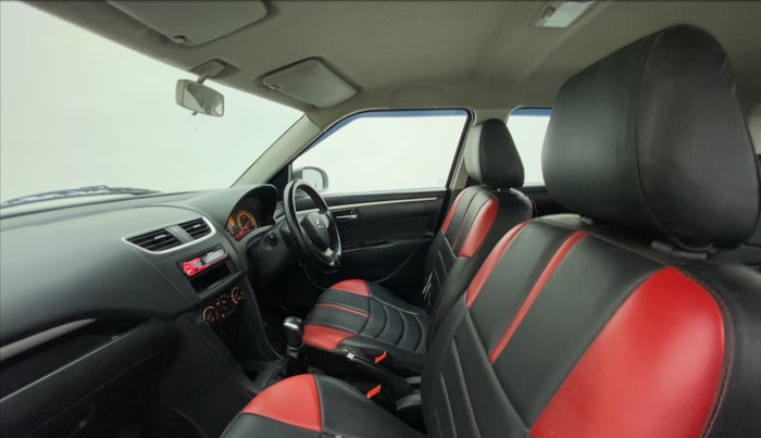 2013 Maruti Swift VXI D, Petrol, Manual, 76,272 km, Right Side Front Door Cabin