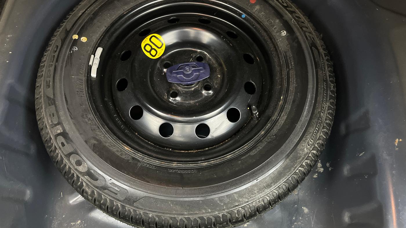 2018 Maruti Dzire ZXI, Petrol, Manual, 39,870 km, Spare Tyre