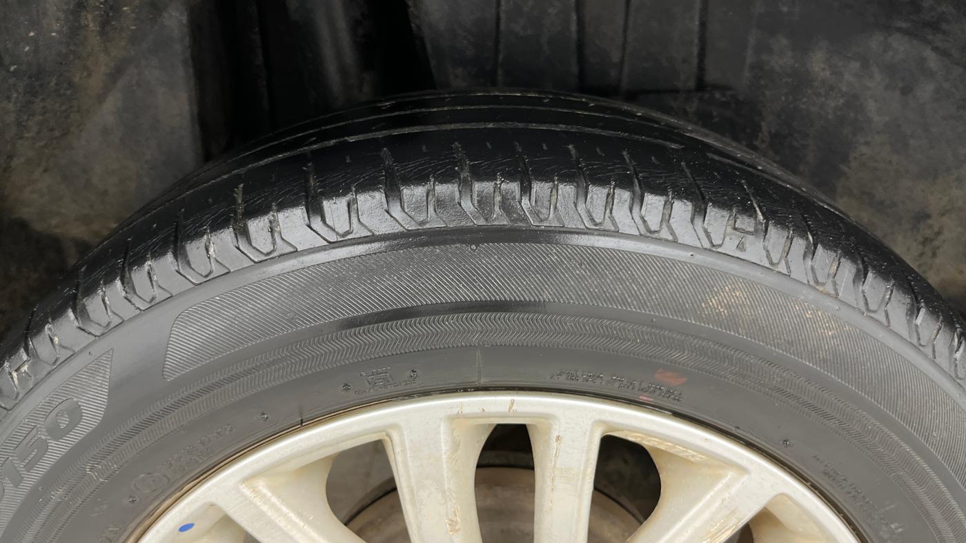2018 Maruti Dzire ZXI, Petrol, Manual, 39,870 km, Right Rear Tyre Tread