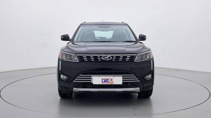 2021 Mahindra XUV300 W8 PETROL MT, Petrol, Manual, 10,938 km, Front