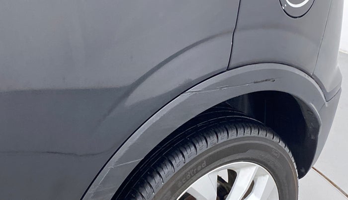 2021 Mahindra XUV300 W8 PETROL MT, Petrol, Manual, 10,938 km, Left quarter panel - Minor scratches