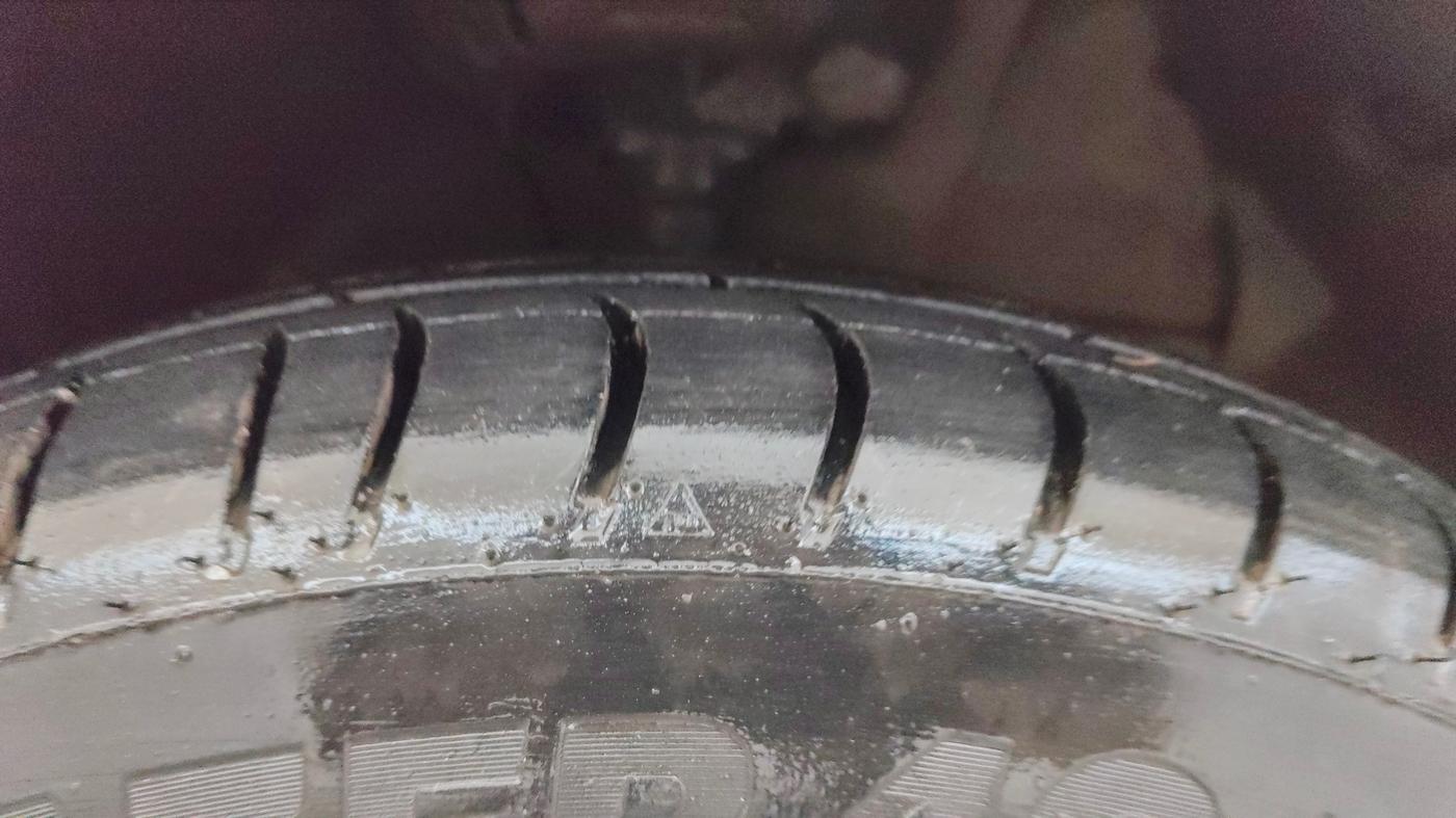 2021 Hyundai NEW SANTRO SPORTZ EXECUTIVE MT CNG, CNG, Manual, 80,176 km, Right Front Tyre Tread