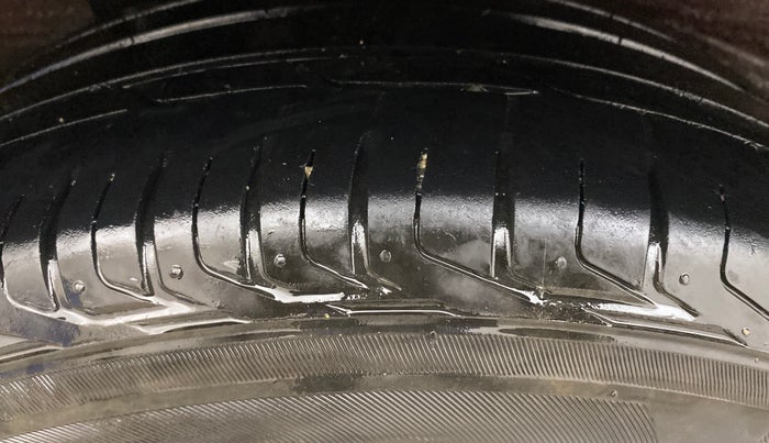 2020 Hyundai VENUE SX 1.0 (O) TURBO IMT, Petrol, Manual, 79,259 km, Right Rear Tyre Tread