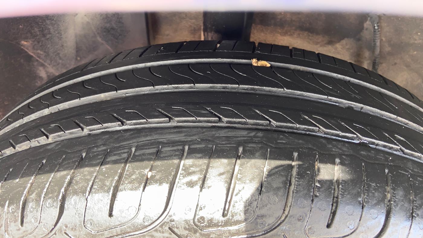 2022 Tata ALTROZ XZA PLUS, Petrol, Automatic, 24,271 km, Right Rear Tyre Tread