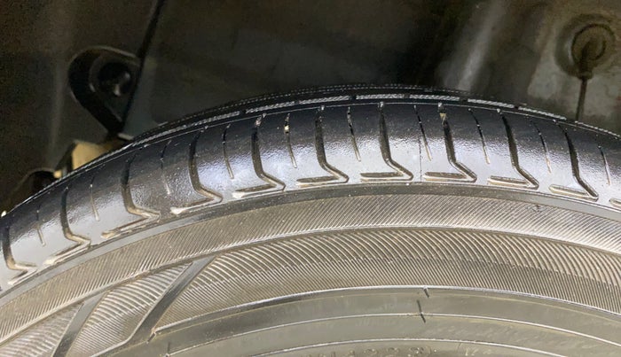 2020 Hyundai GRAND I10 NIOS SPORTZ 1.2 KAPPA VTVT, Petrol, Manual, 71,748 km, Right Rear Tyre Tread