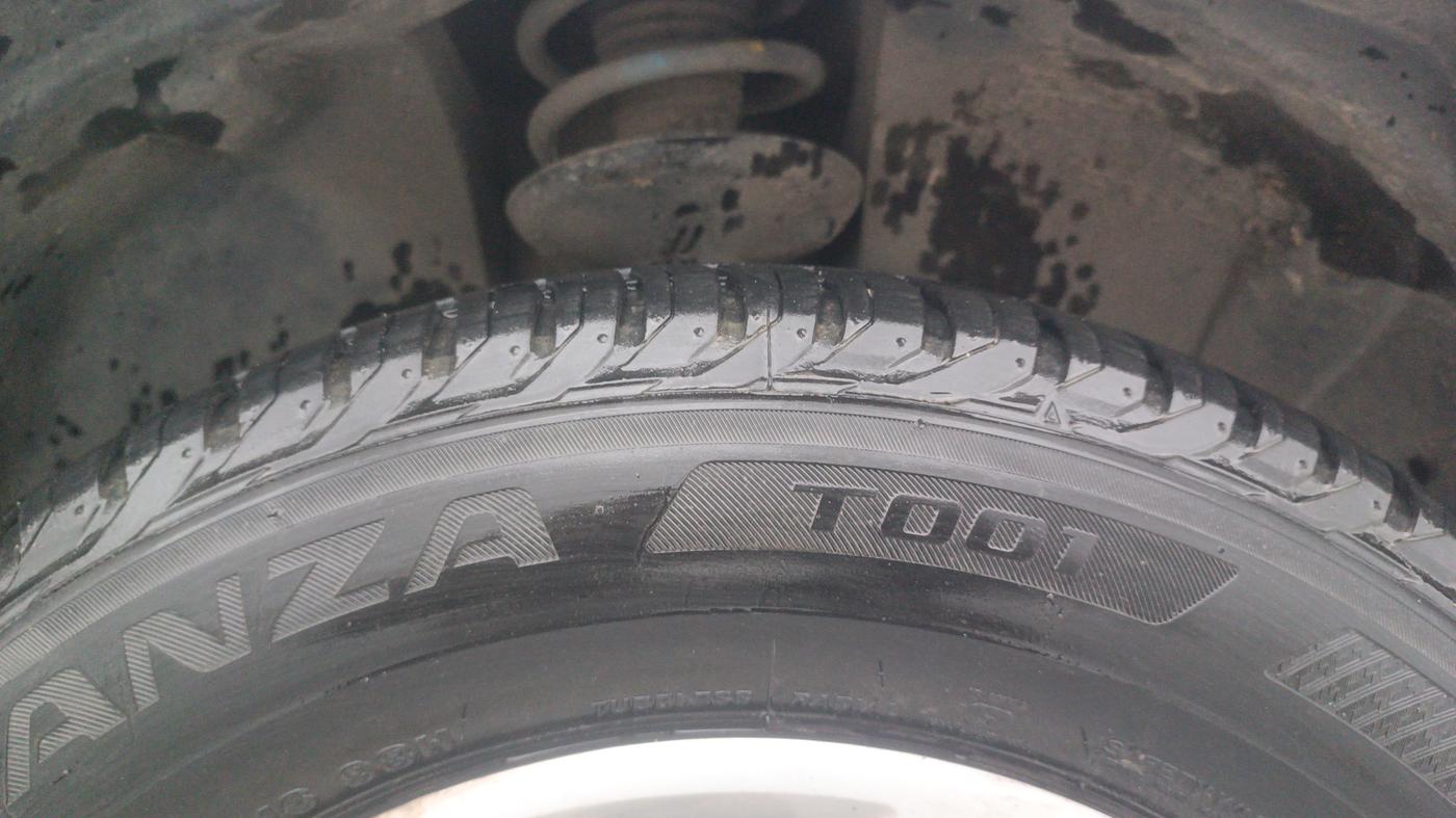 2019 Renault Duster 85 PS RXS MT DIESEL, Diesel, Manual, 1,16,516 km, Right Front Tyre Tread