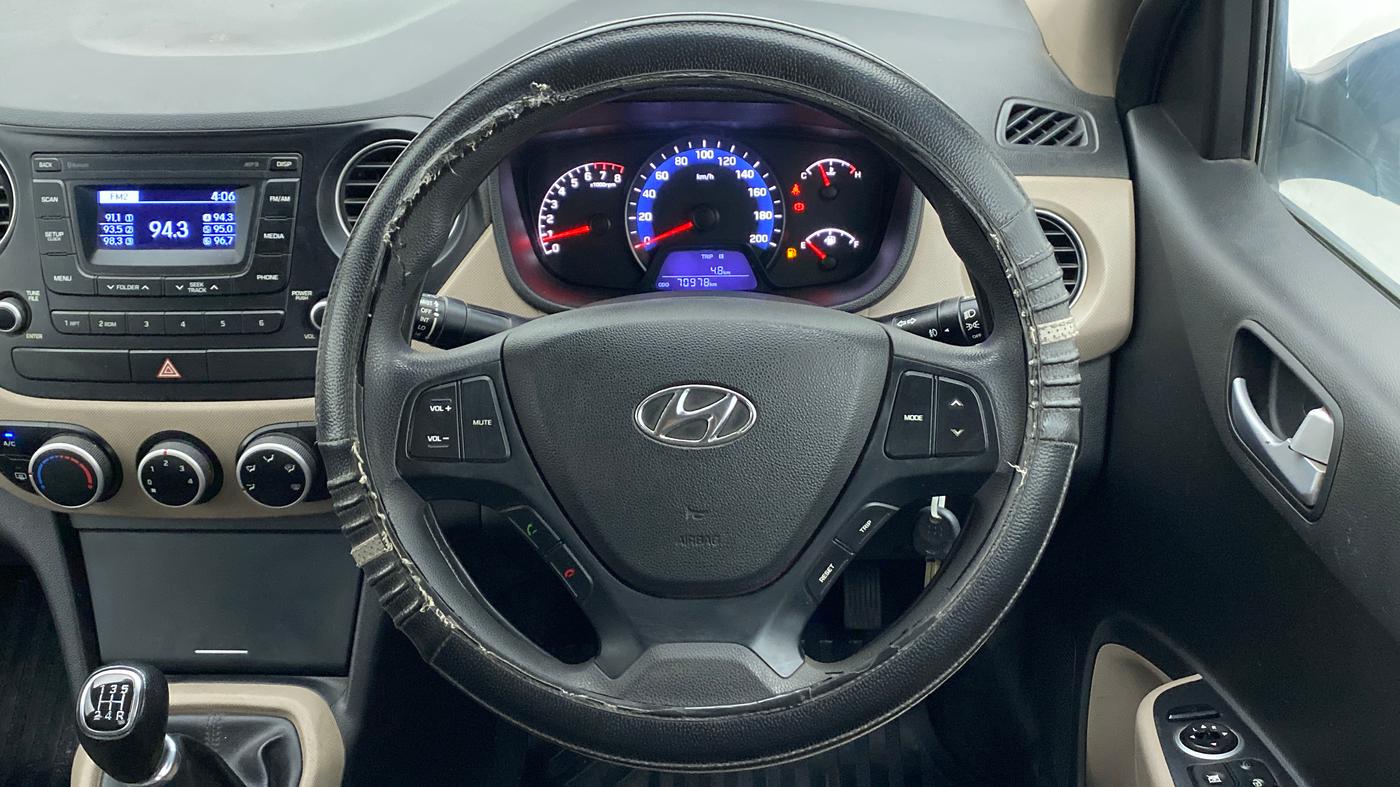 2016 Hyundai Xcent S 1.2, Petrol, Manual, 70,978 km, Steering Wheel Close Up