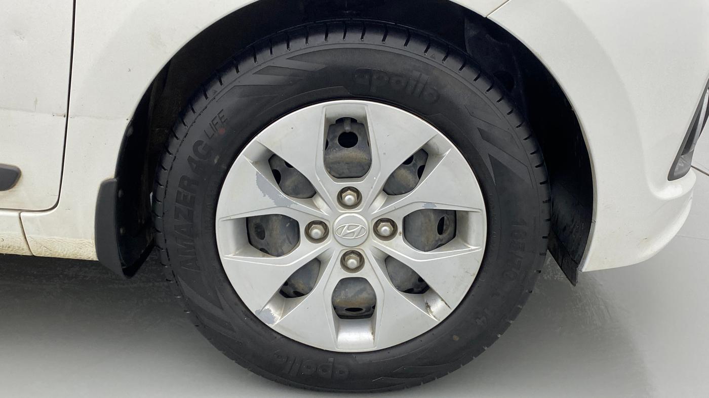 2016 Hyundai Xcent S 1.2, Petrol, Manual, 70,978 km, Right Front Wheel