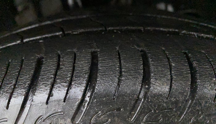 2018 Tata Tiago XZA PETROL, Petrol, Automatic, 42,931 km, Right Front Tyre Tread