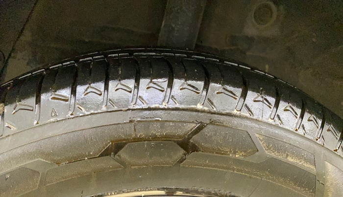 2016 Hyundai Grand i10 SPORTZ 1.2 KAPPA VTVT, Petrol, Manual, 78,709 km, Right Rear Tyre Tread