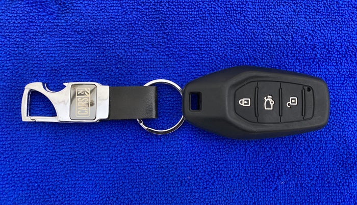 2018 Mahindra XUV500 W11 (O) AT, Diesel, Automatic, 44,043 km, Key Close Up