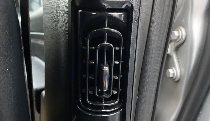 2018 Mahindra XUV500 W11 (O) AT, Diesel, Automatic, 44,043 km, Rear AC Vents