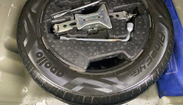 2019 Maruti Vitara Brezza ZDI AMT, Diesel, Automatic, 1,28,345 km, Spare Tyre