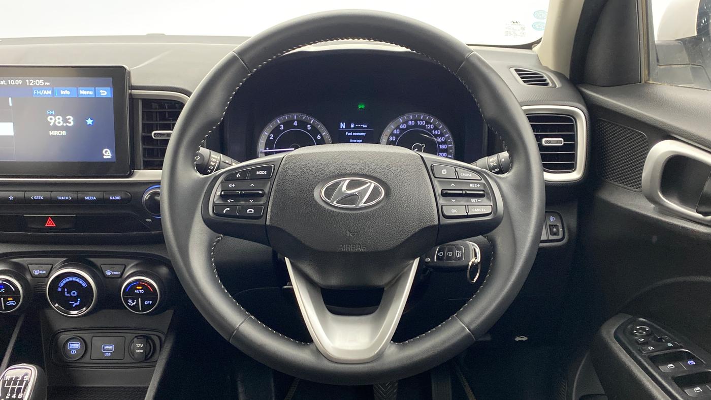 2020 Hyundai VENUE SX 1.0 GDI IMT, Petrol, Manual, 24,854 km, Steering Wheel Close Up