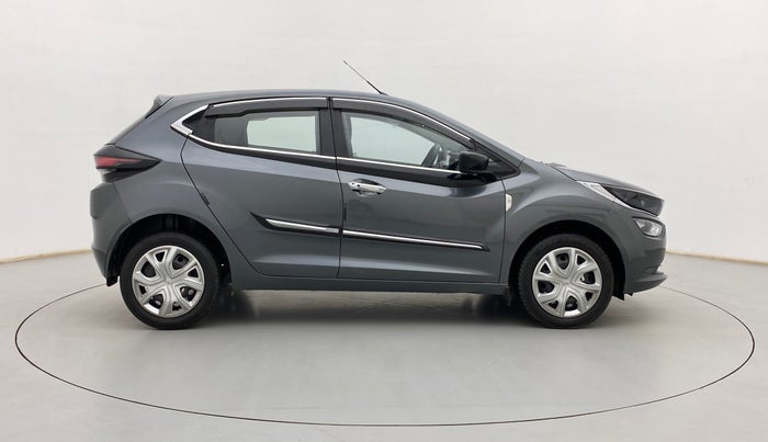 2022 Tata ALTROZ XTA, Petrol, Automatic, 38,754 km, Right Side View