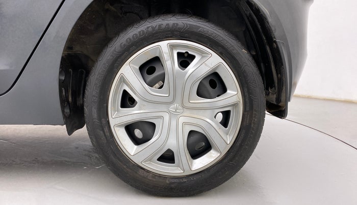 2022 Tata ALTROZ XTA, Petrol, Automatic, 38,754 km, Left Rear Wheel