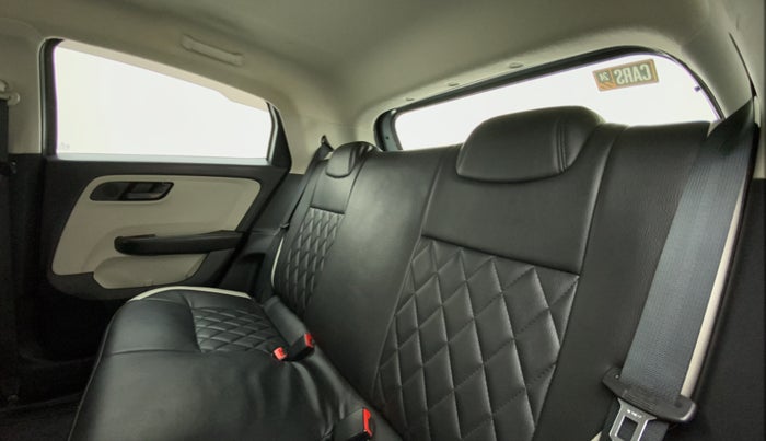 2022 Tata ALTROZ XTA, Petrol, Automatic, 38,754 km, Right Side Rear Door Cabin