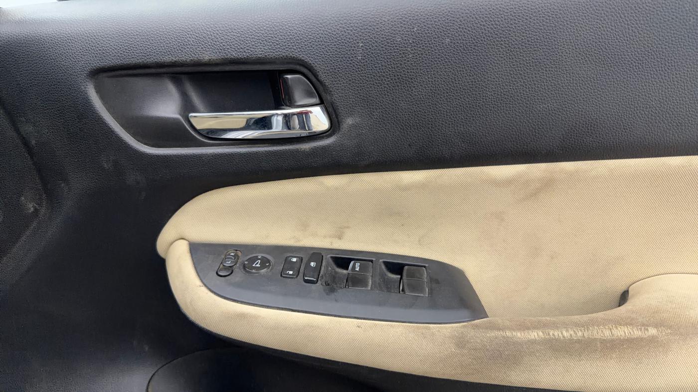 2021 Honda City 1.5L I-VTEC V CVT 5TH GEN, Petrol, Automatic, 84,723 km, Driver Side Door Panels Control