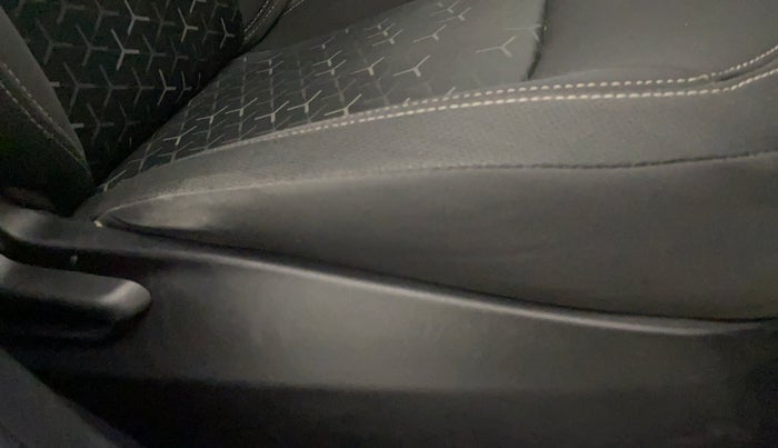 2020 Tata NEXON XM SUNROOF PETROL, Petrol, Manual, 26,615 km, Driver Side Adjustment Panel