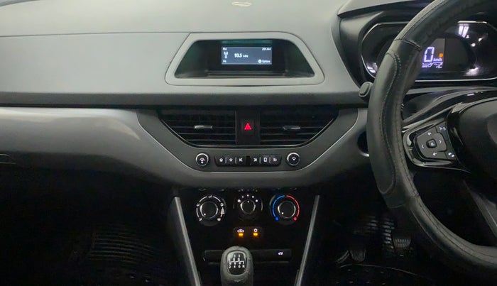 2020 Tata NEXON XM SUNROOF PETROL, Petrol, Manual, 26,615 km, Air Conditioner