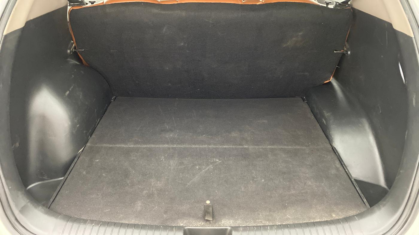 2018 Hyundai Creta 1.4 E PLUS CRDI, Diesel, Manual, 72,655 km, Boot Inside