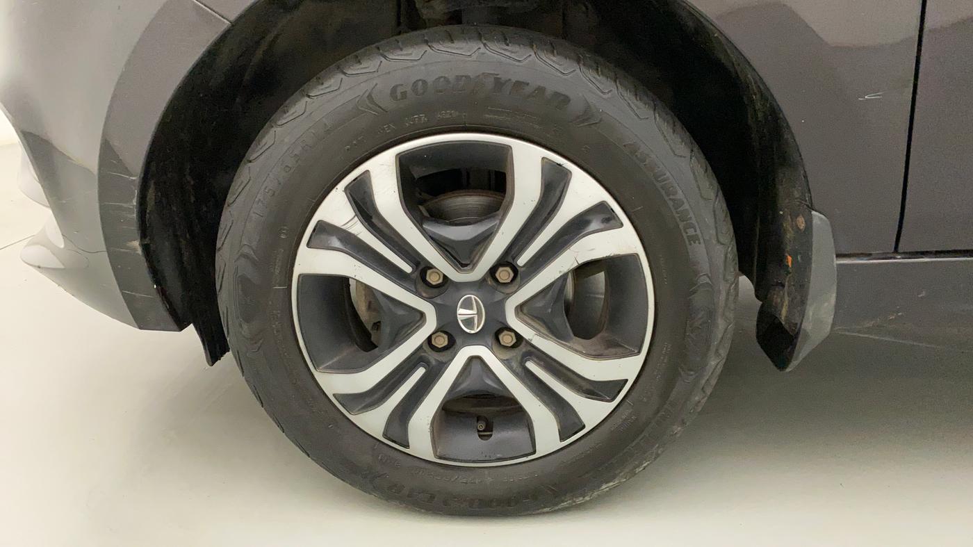 2022 Tata Tiago XZ PLUS CNG, CNG, Manual, 42,673 km, Left Front Wheel