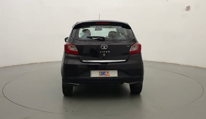 2022 Tata Tiago XZ PLUS CNG, CNG, Manual, 42,673 km, Back/Rear