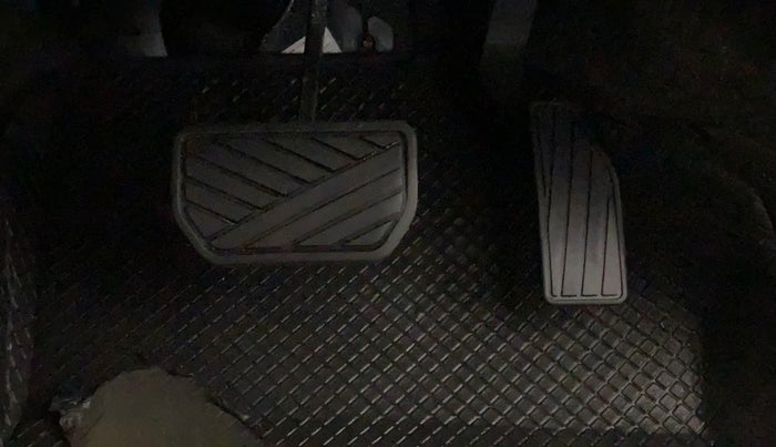 2017 Maruti Celerio ZXI AMT (O), Petrol, Automatic, 50,078 km, Pedals