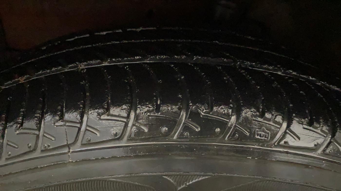 2017 Maruti Celerio ZXI AMT (O), Petrol, Automatic, 50,078 km, Left Front Tyre Tread
