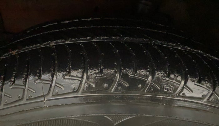 2017 Maruti Celerio ZXI AMT (O), Petrol, Automatic, 50,078 km, Left Front Tyre Tread