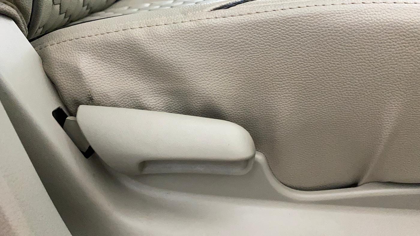 2017 Maruti Celerio ZXI AMT (O), Petrol, Automatic, 50,078 km, Driver Side Adjustment Panel